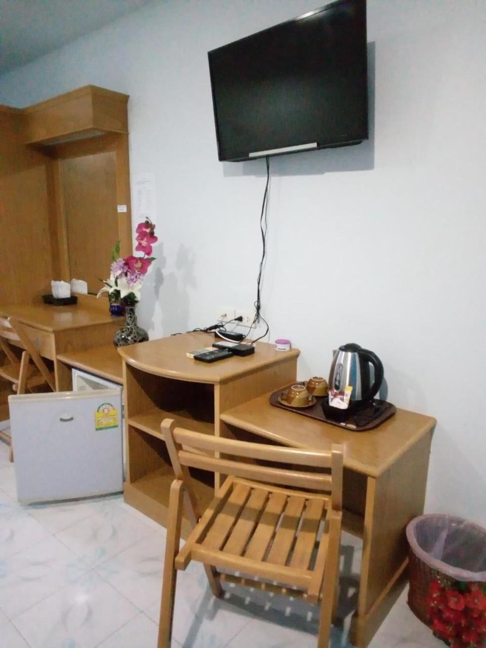 Pailin Hotel Клонг-Муанг-Бич Экстерьер фото